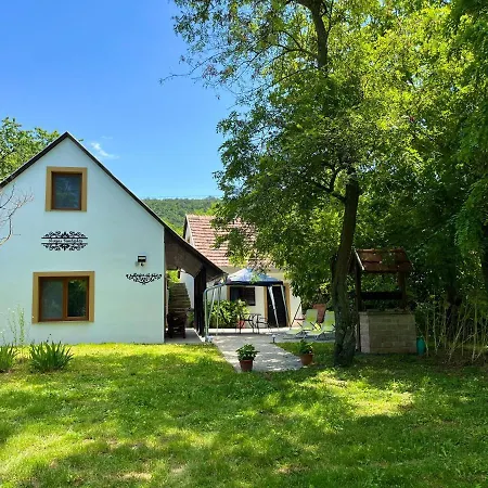 árnyas Hébergement de vacances *